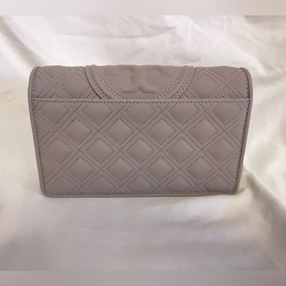 Tory Burch Fleming Matte Wallet on Chain Crossbody Clutch Gray Heron - Picture 6 of 10